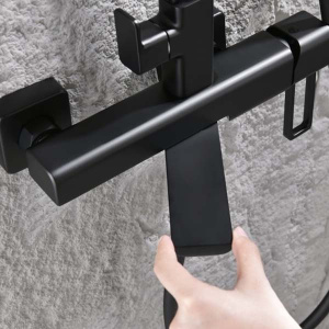 Душевая стойка Ganzer GZ12163-C
