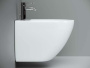 Подвесное биде CeramicaNova Metropol CN4003 с донным клапаном