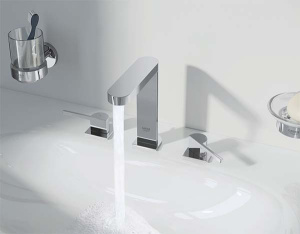Смеситель встраиваемый Grohe Plus 20301003 на столешницу для умывальника