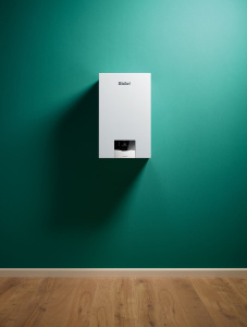 Конденсационный газовый котел Vaillant ecoTEC plus VU 30 CS /1-5