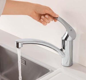 Смеситель для кухонной мойки Grohe Eurostmart New 33281002 / 33281DC2, хром