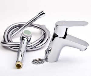Смеситель для умывальника Hansgrohe Focus E2 31926000