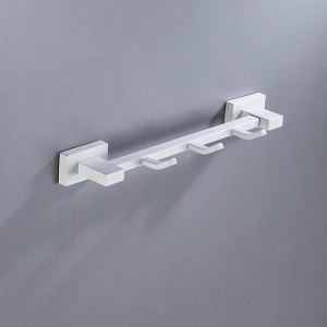 Планка с крючками Shevanik SG5631C / SG5641C / SG5651C, 30 см 3 крючка, белый