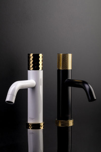 Смеситель для умывальника Boheme Stick 121-WG White Diamond Gold