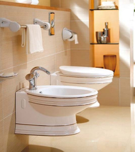 Подвесной унитаз CeramaLux 4288 безободковый (с крышкой SoftClose)