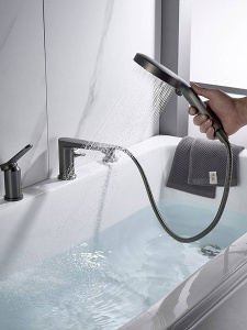 Смеситель на борт ванны Shevanik S4312T на 3 отверстия