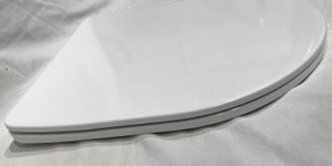 Подвесной унитаз CeramaLux 2619E безободковый (с крышкой SoftClose)