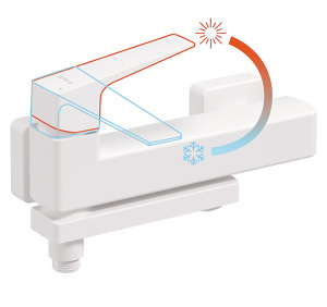Смеситель для ванны Deante Blur Bianco BQL_A12M