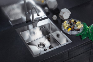 Кухонная мойка Omoikiri Akisame 59-IN / 59-GM / 59-LG, 59х51, нержавеющая сталь